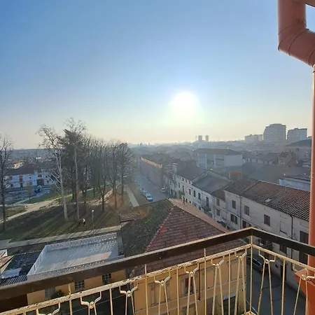 La Casa Del Viaggiatore Апартаменты Trino